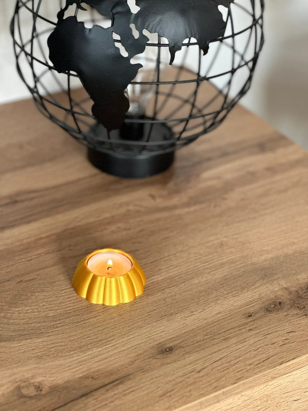 Golden Shell or Flower Tealight Holder 3D Printed Motif
